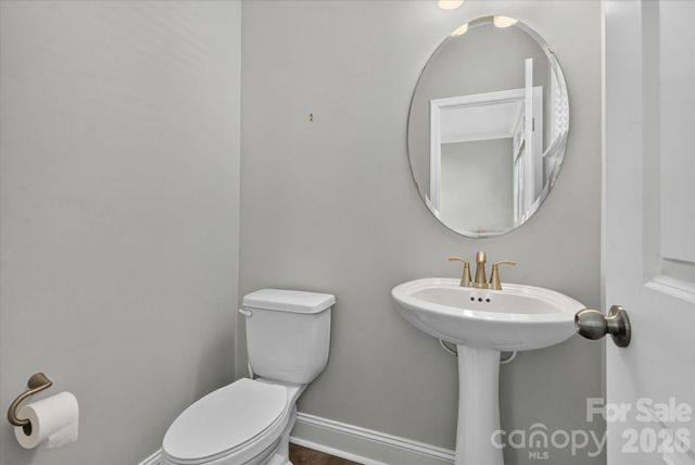314 Hastings Run Drive, Charlotte, NC 28211