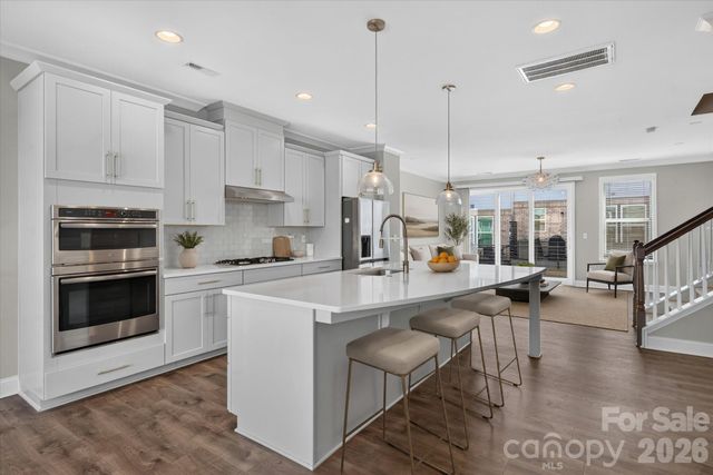 314 Hastings Run Drive, Charlotte, NC 28211