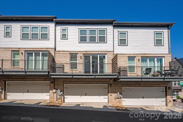 314 Hastings Run Drive, Charlotte, NC 28211