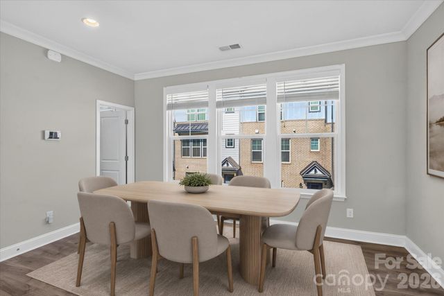 314 Hastings Run Drive, Charlotte, NC 28211