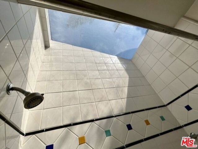 1527 W Centinela Avenue D, Santa Monica, CA 90404
