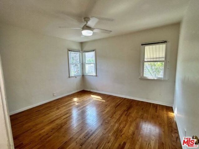 1527 W Centinela Avenue D, Santa Monica, CA 90404