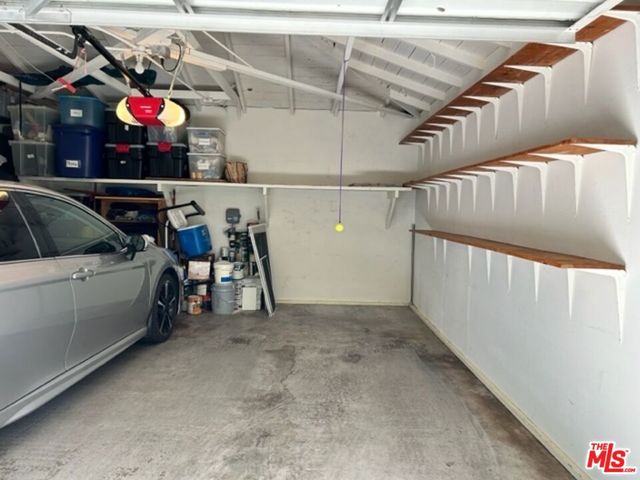 1527 W Centinela Avenue D, Santa Monica, CA 90404