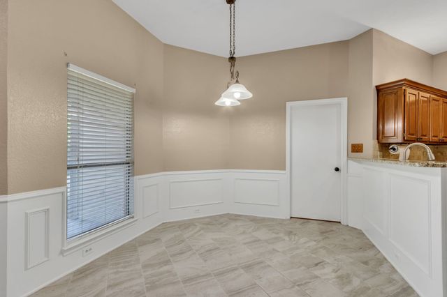 1112 Pawnee Trail, Carrollton, TX 75007