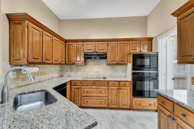 1112 Pawnee Trail, Carrollton, TX 75007