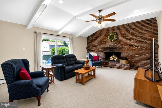 555 ELLIOTT DR, King Of Prussia, PA 19406