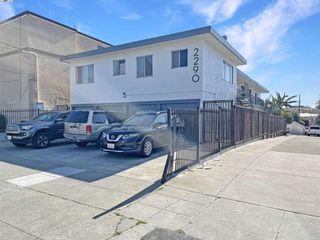 2290 High St, Oakland, CA 94601