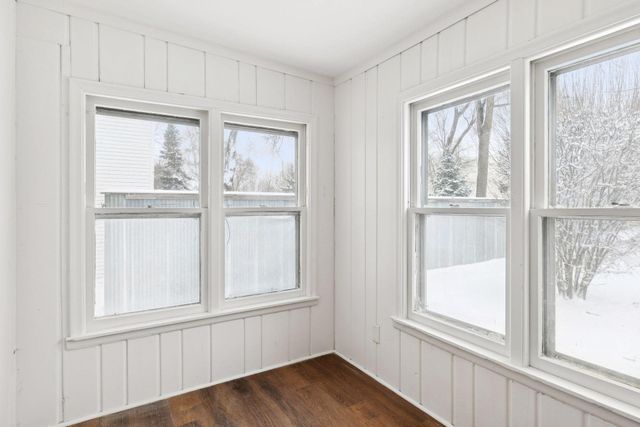 1497 Margaret Street, Saint Paul, MN 55106