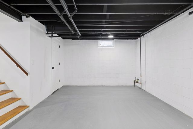 1497 Margaret Street, Saint Paul, MN 55106