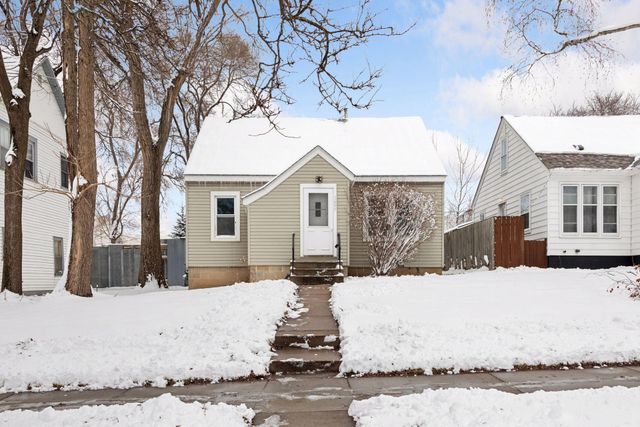 1497 Margaret Street, Saint Paul, MN 55106
