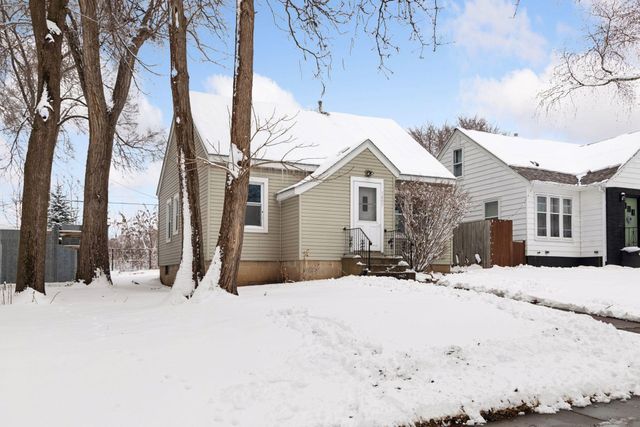 1497 Margaret Street, Saint Paul, MN 55106