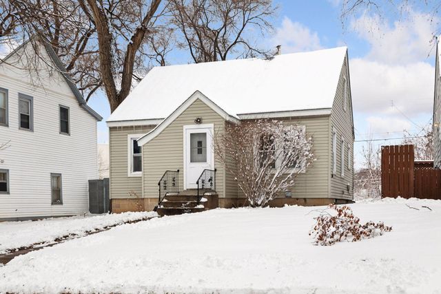 1497 Margaret Street, Saint Paul, MN 55106