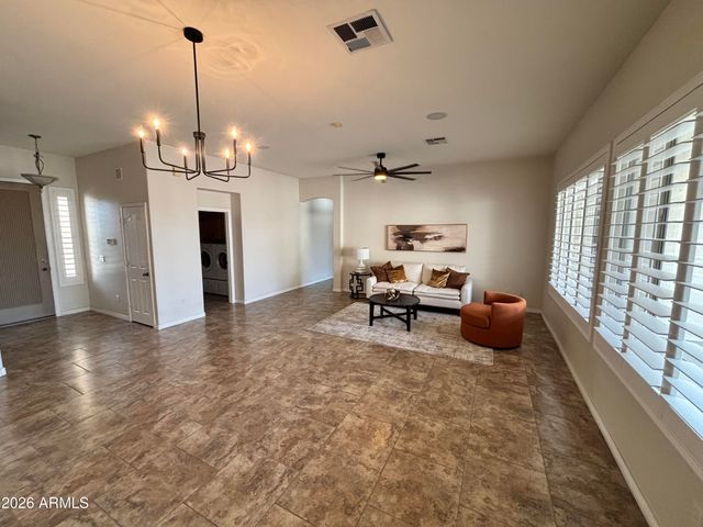 434 E SHEFFIELD Avenue, Gilbert, AZ 85296