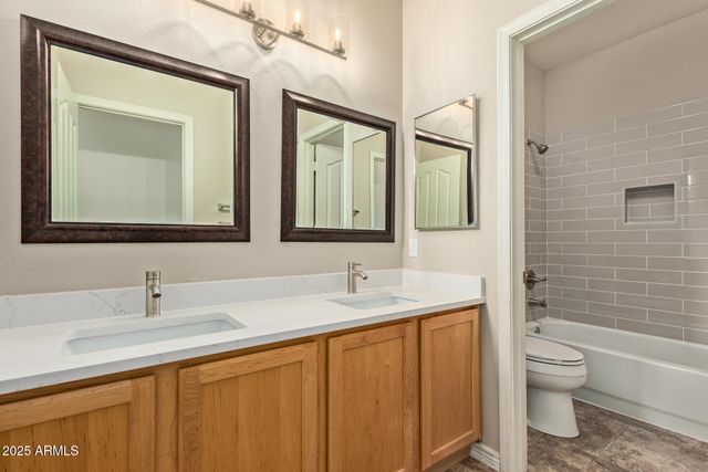 434 E SHEFFIELD Avenue, Gilbert, AZ 85296