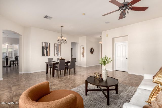 434 E SHEFFIELD Avenue, Gilbert, AZ 85296