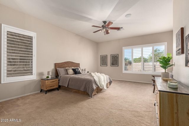 434 E SHEFFIELD Avenue, Gilbert, AZ 85296