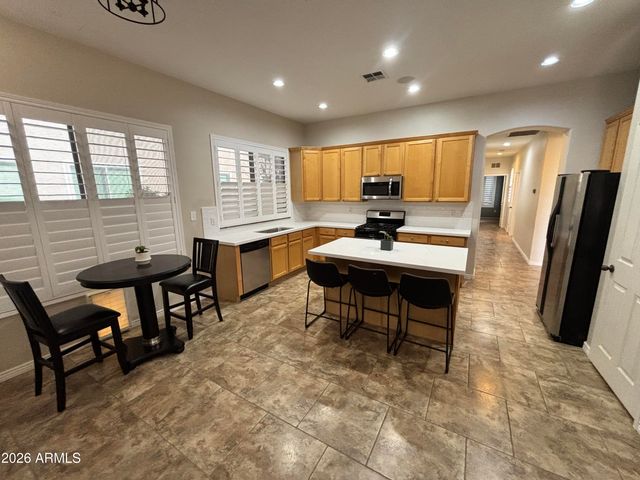 434 E SHEFFIELD Avenue, Gilbert, AZ 85296