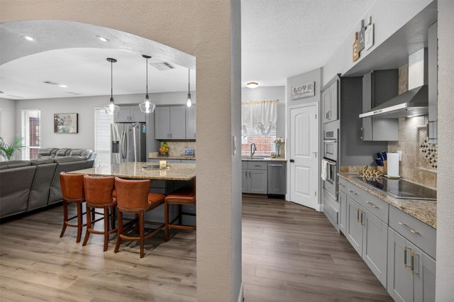 1922 Rustic Creek Drive, Garland, TX 75040