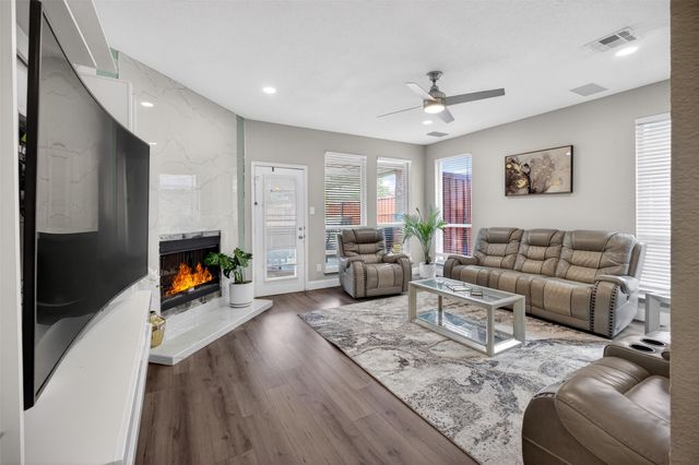 1922 Rustic Creek Drive, Garland, TX 75040