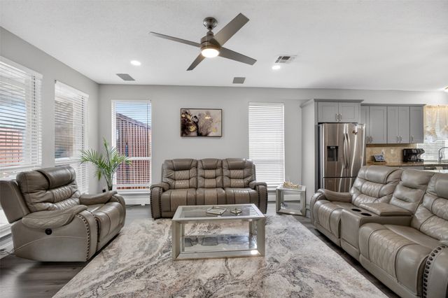 1922 Rustic Creek Drive, Garland, TX 75040