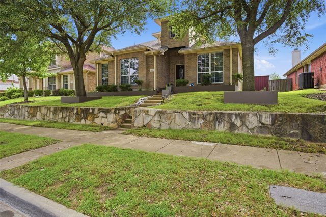 1922 Rustic Creek Drive, Garland, TX 75040