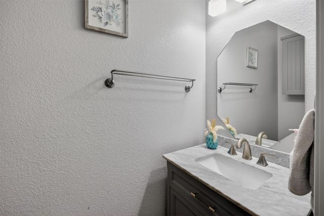 1922 Rustic Creek Drive, Garland, TX 75040