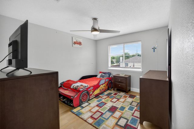 1922 Rustic Creek Drive, Garland, TX 75040
