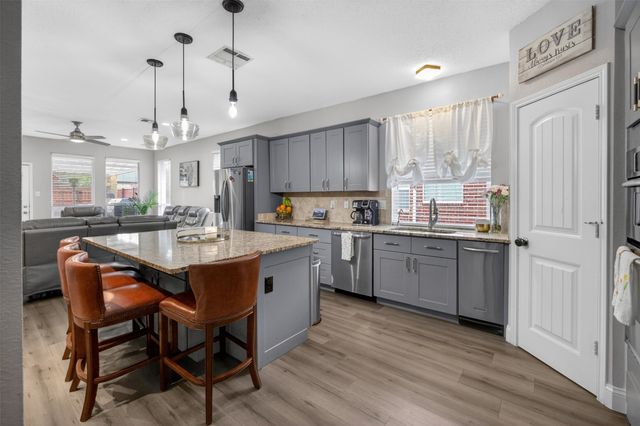 1922 Rustic Creek Drive, Garland, TX 75040