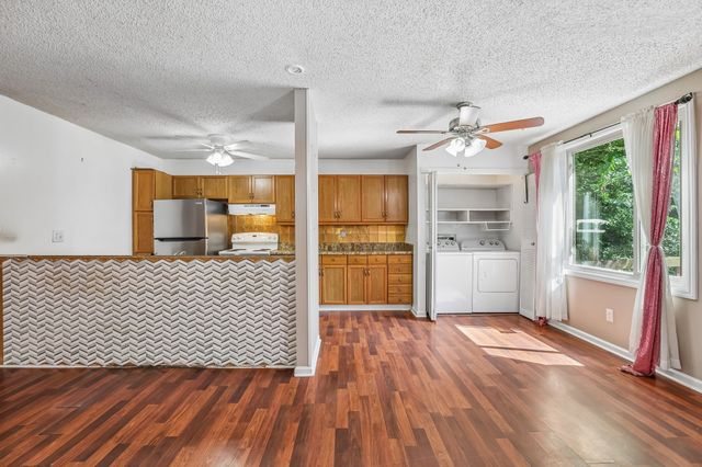 1032 Cheyenne Blvd, Madison, TN 37115