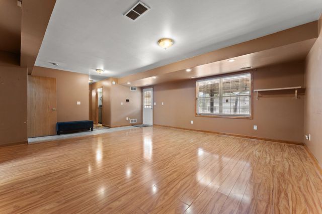 323 Quail Drive, Hobart, IN 46342