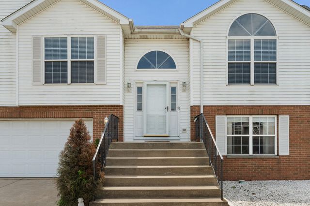 323 Quail Drive, Hobart, IN 46342