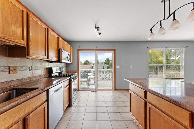 323 Quail Drive, Hobart, IN 46342
