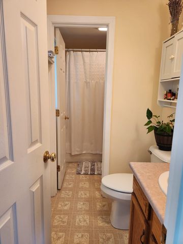 18 Baltimore Road, Nashua, NH 03062