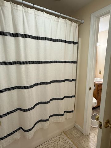 18 Baltimore Road, Nashua, NH 03062