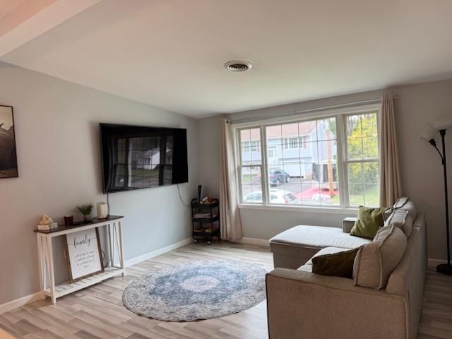 18 Baltimore Road, Nashua, NH 03062