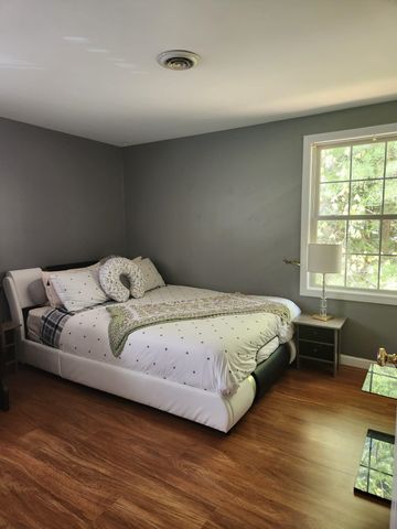 18 Baltimore Road, Nashua, NH 03062