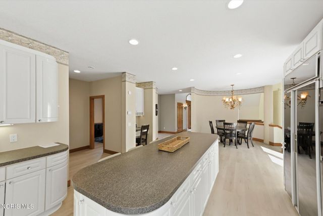 7303 Copperwood Lane, Sylvania, OH 43560