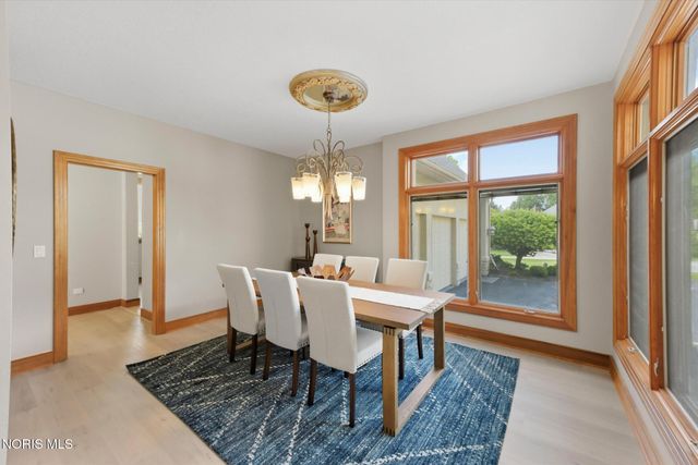 7303 Copperwood Lane, Sylvania, OH 43560