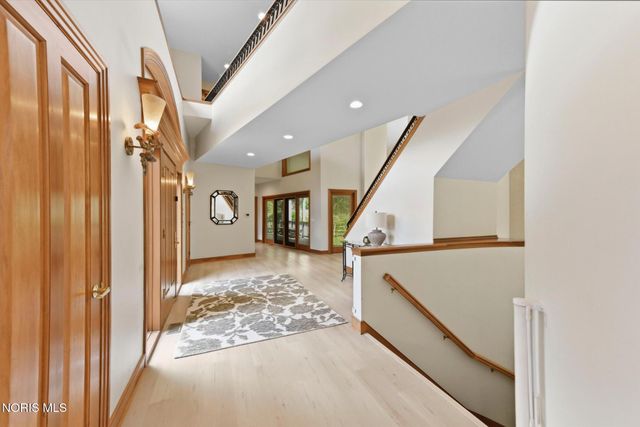 7303 Copperwood Lane, Sylvania, OH 43560