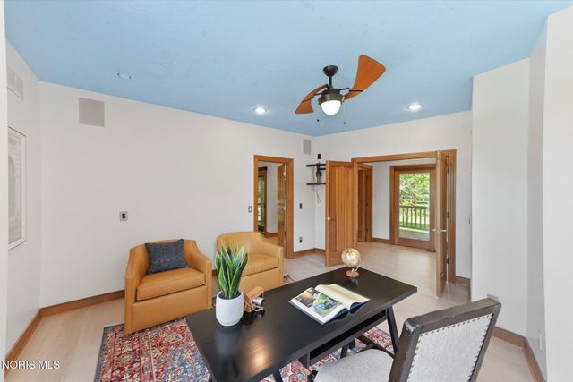7303 Copperwood Lane, Sylvania, OH 43560