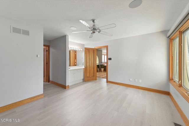 7303 Copperwood Lane, Sylvania, OH 43560