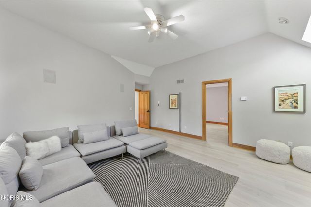 7303 Copperwood Lane, Sylvania, OH 43560
