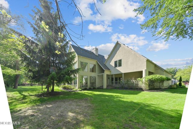 7303 Copperwood Lane, Sylvania, OH 43560