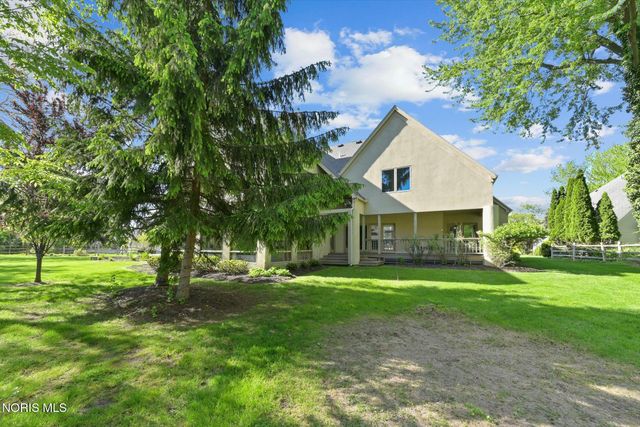 7303 Copperwood Lane, Sylvania, OH 43560