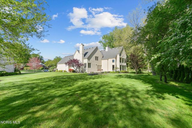 7303 Copperwood Lane, Sylvania, OH 43560
