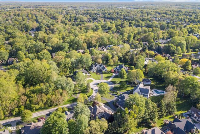 7303 Copperwood Lane, Sylvania, OH 43560