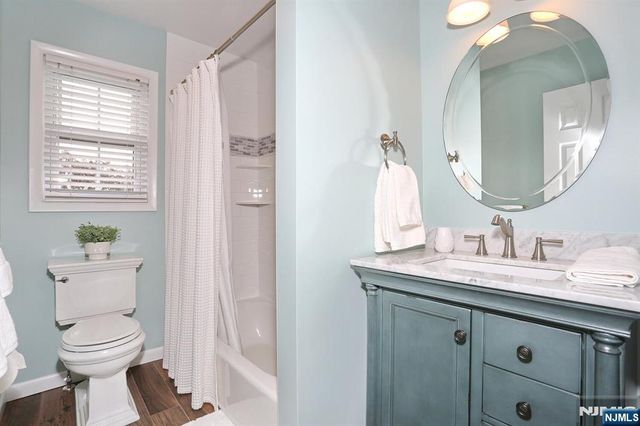 101 E Oak Street D-2, Oakland, NJ 07436