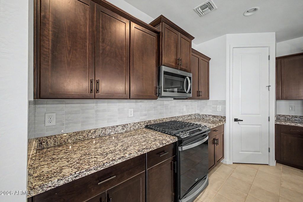 6842 W BETH Drive, Laveen, AZ 85339 — photo 3