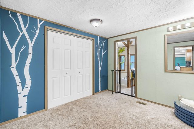 328 Brenda Drive, Ozark, MO 65721