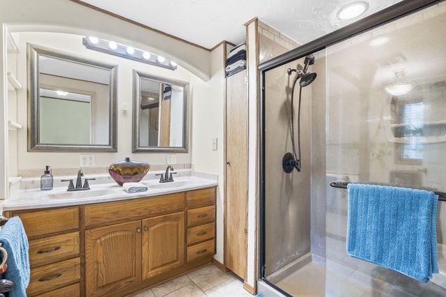 328 Brenda Drive, Ozark, MO 65721